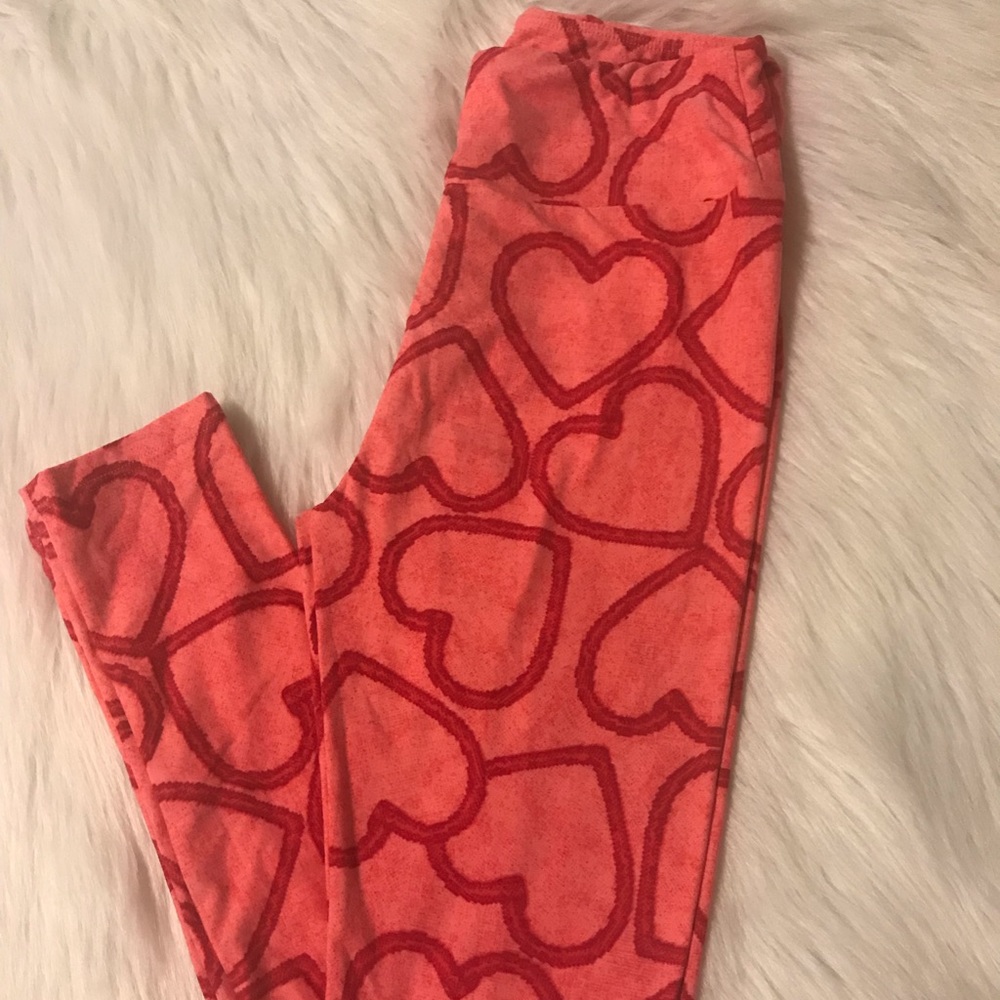 🎉B2G1🎉 NEW Lularoe Pink Heart Valentine Leggings